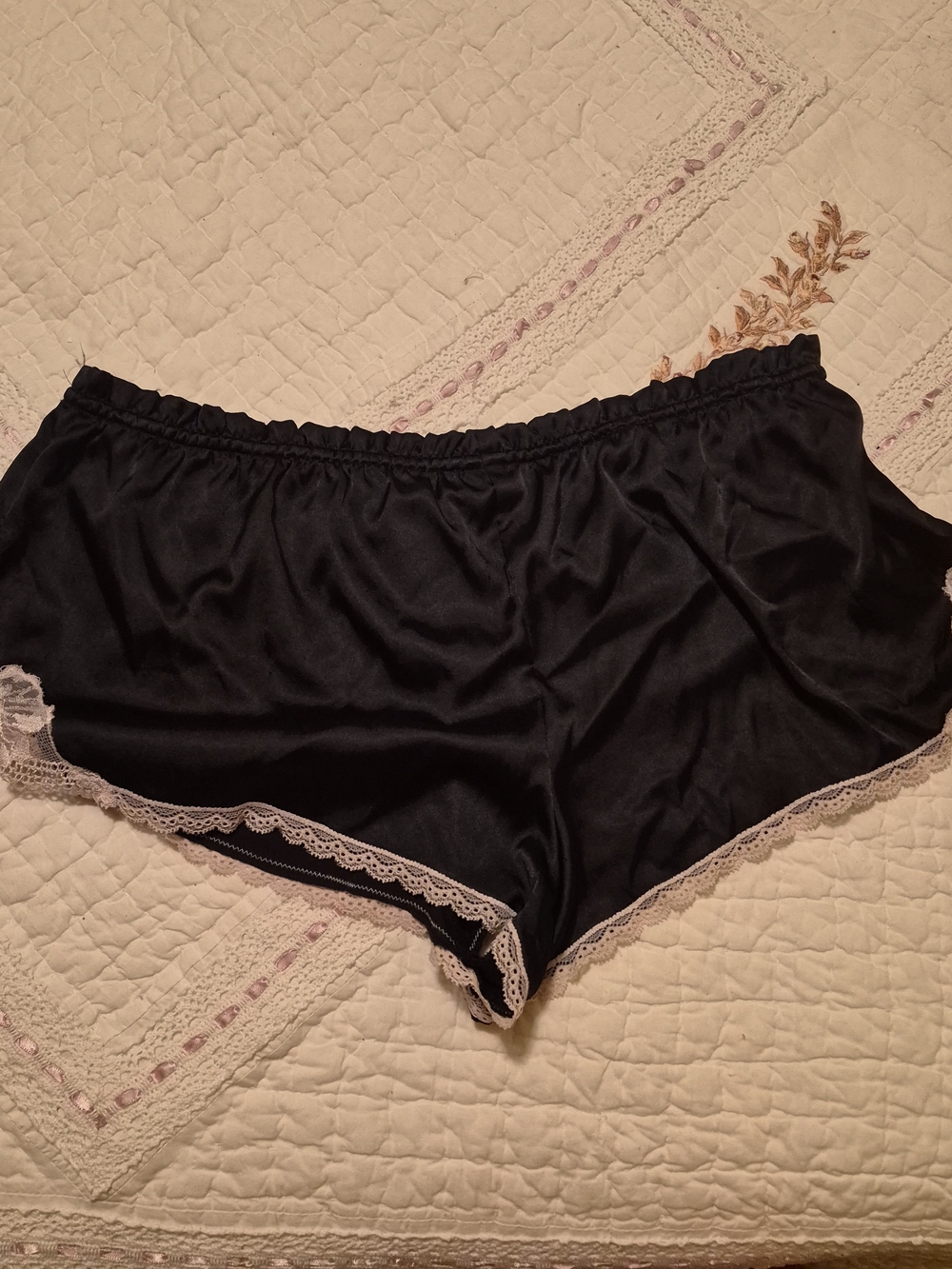 Victoria's Secret Black Satin Cami with White Lace Trim - Picture 5 of 6